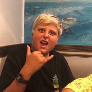 Meet your Posher, Alex